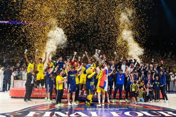 Fenerbahçe Beko AVRUPA’NIN EN BÜYÜĞÜ